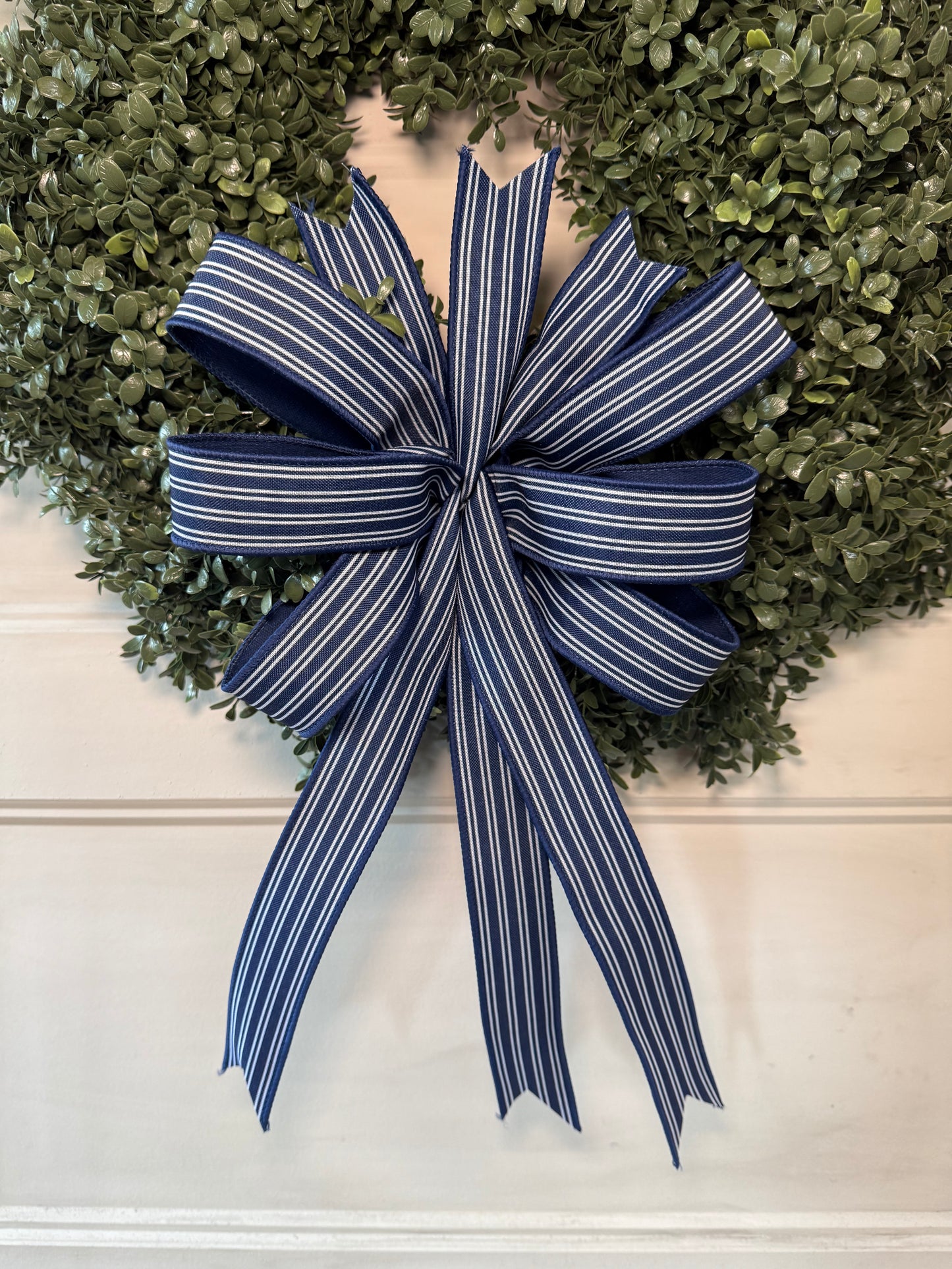 Classic navy & white striped bow