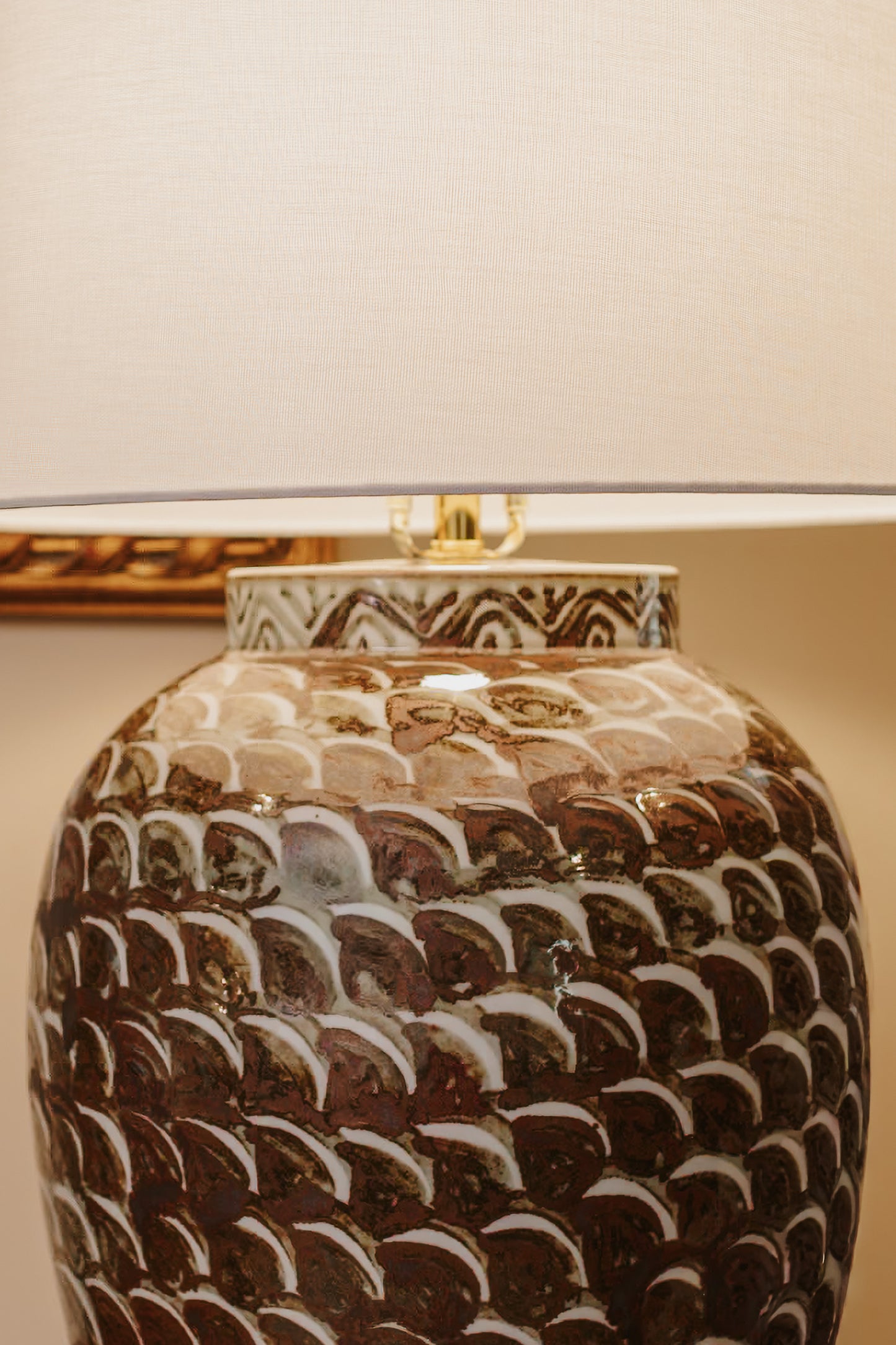 Maddox Scalloped Brown Lamp (33”)